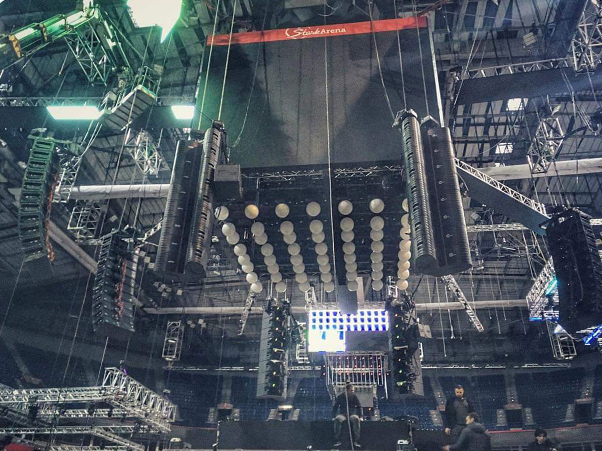 &Eacute;v&eacute;nement Leahua a men&eacute; la t&ecirc;te en mouvement l&eacute;g&egrave;re-